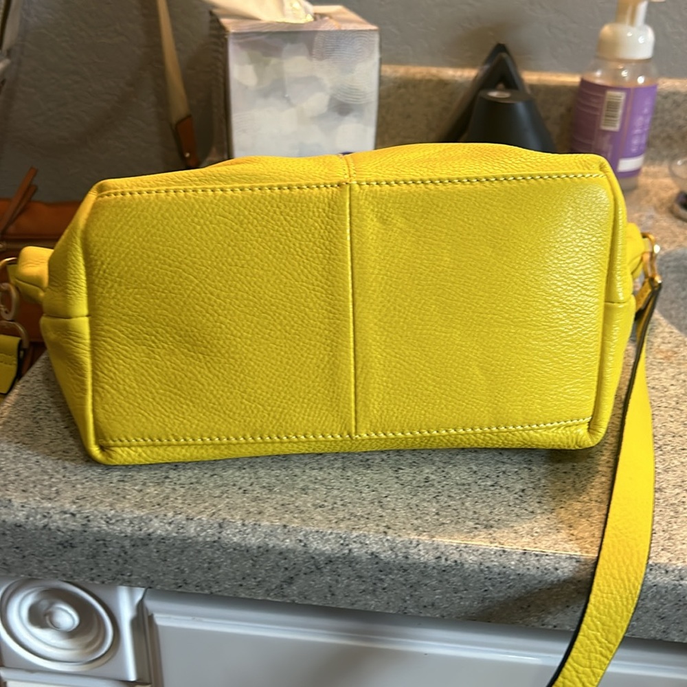 NWT Kate Spade Saturday Freeform Yellow Satchel - Picture 6 of 10